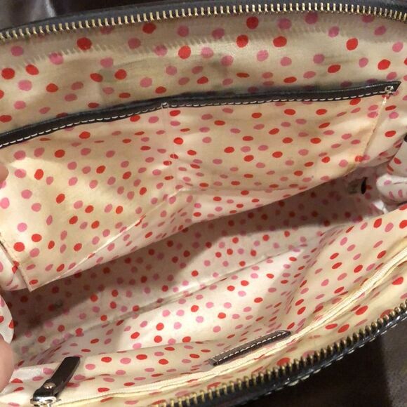 KATE SPADE Black Leather and Gold Zipper Hand Bag - Picture 7 of 15